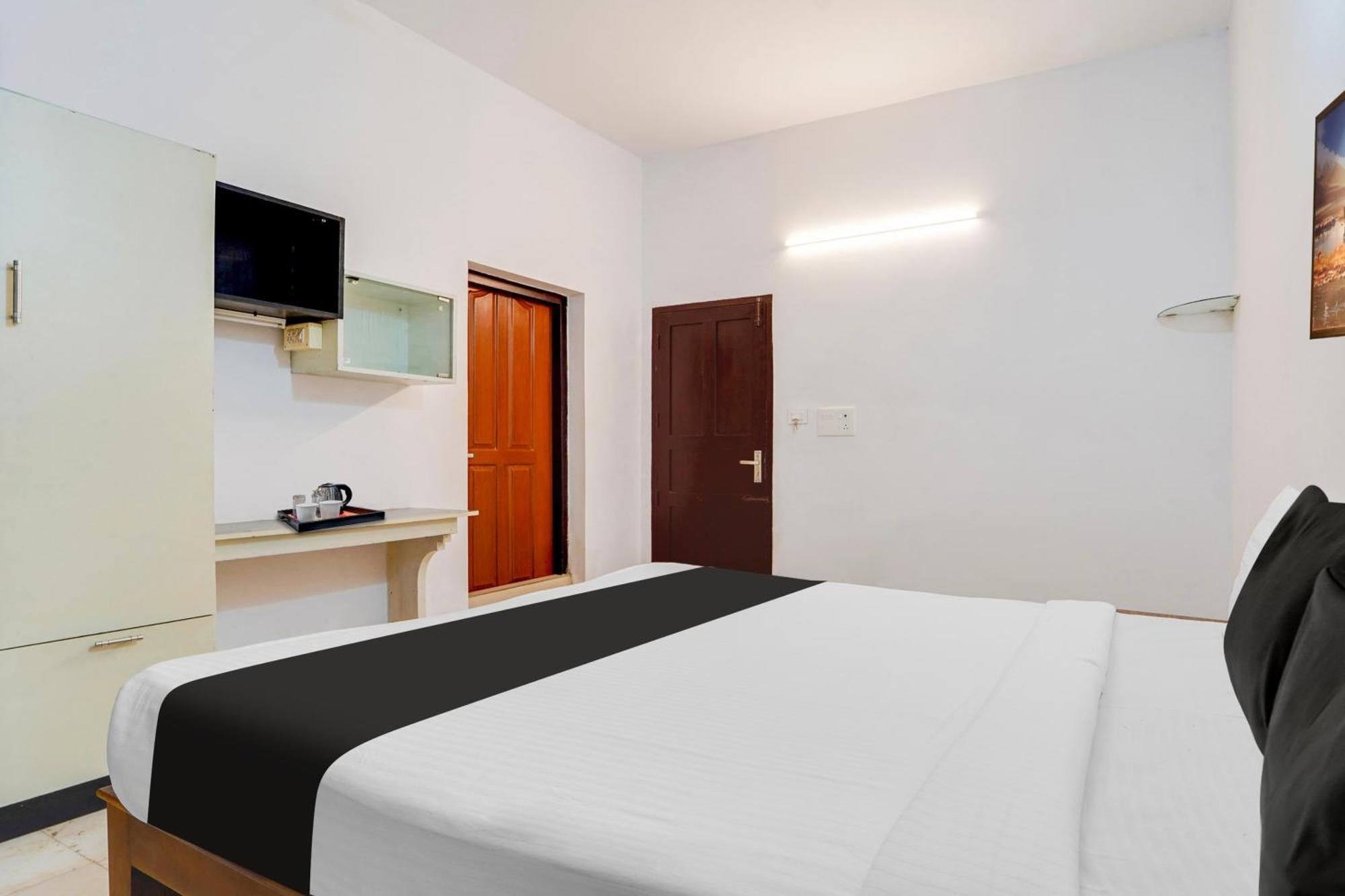 Super Hotel O Vazhakkala Коччи Экстерьер фото